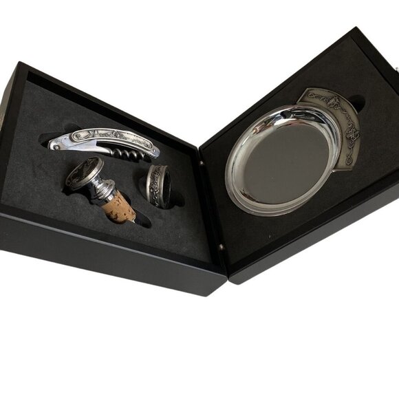 Wine Bar Set in Wood Box Grape Vine Pattern Tray, Corkscrew, Stopper & Neck Ring - Picture 3 of 12